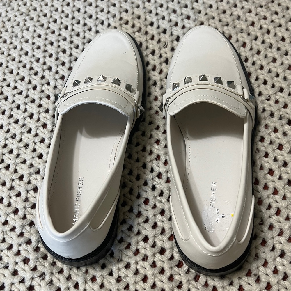 Marc Fisher White Studded Loafer 9.5 - Picture 3 of 7